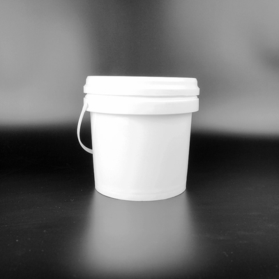 ที่เก็บอาหาร 2 ลิตรถังปลอดสาร BPA พร้อมฝาปิดบรรจุอาหารสัตว์เลี้ยงที่ทนทาน