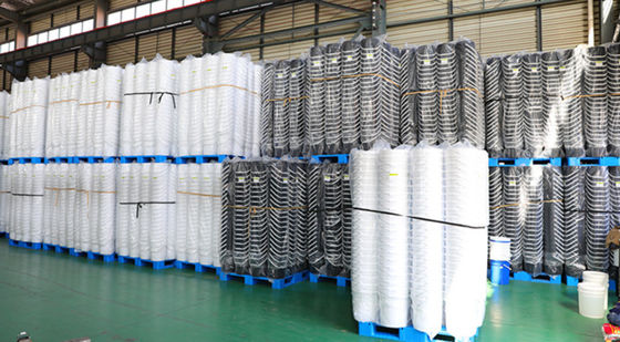 ถังพลาสติกอุตสาหกรรม 5 แกลลอน พร้อมฝาปิดและกระปุกสําหรับความต้องการบรรจุ