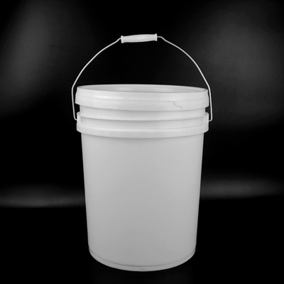 Polypropylene PP Lubricant Bucket 20 Ltr Buckets With Liids 38ซม. ความสูง
