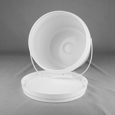 กระบอกพลาสติกทรงกลมสีขาว HDPE ถ่ายเทความร้อนสำหรับสีลาเท็กซ์